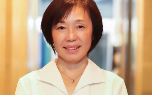 矯正専門のベテラン歯科医師による施術が受けられる